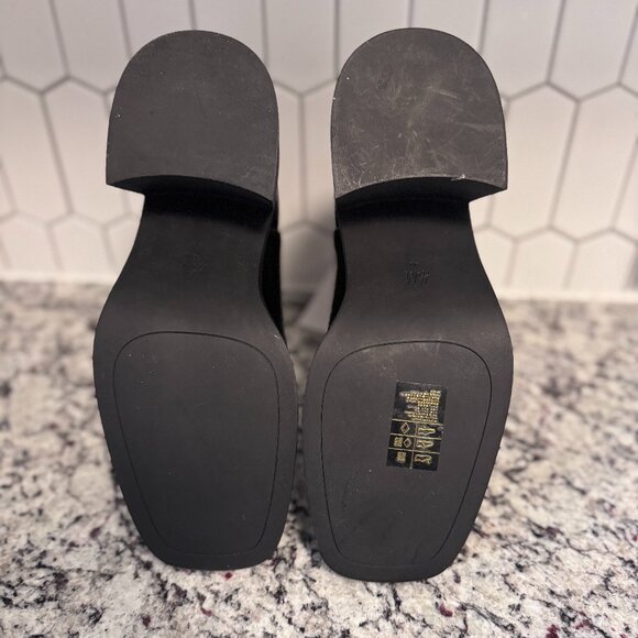 Booties - Picture 3 of 3